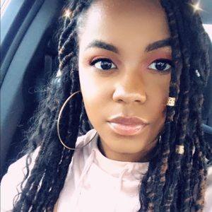 Meet your Posher, Deja